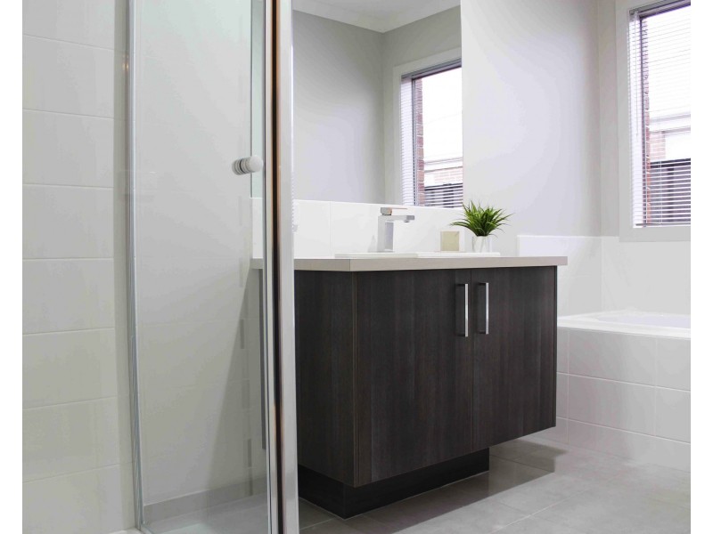 221 WOW NEW LILIUM ESTATE REALEASED THIS WEEKEND !!, Pakenham VIC 3810