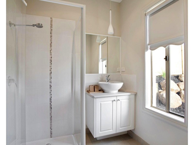 LOT 3 APPLEPORCH WAY, Drouin VIC 3818