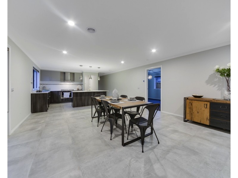 LOT 33 ORCHARD COURT, Drouin VIC 3818