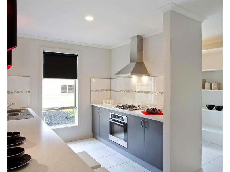 LOT 4146 HEATHER GROVE, Clyde North VIC 3978