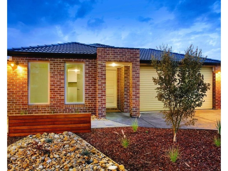 LOT 105 PAVILLION STREET, Cranbourne VIC 3977