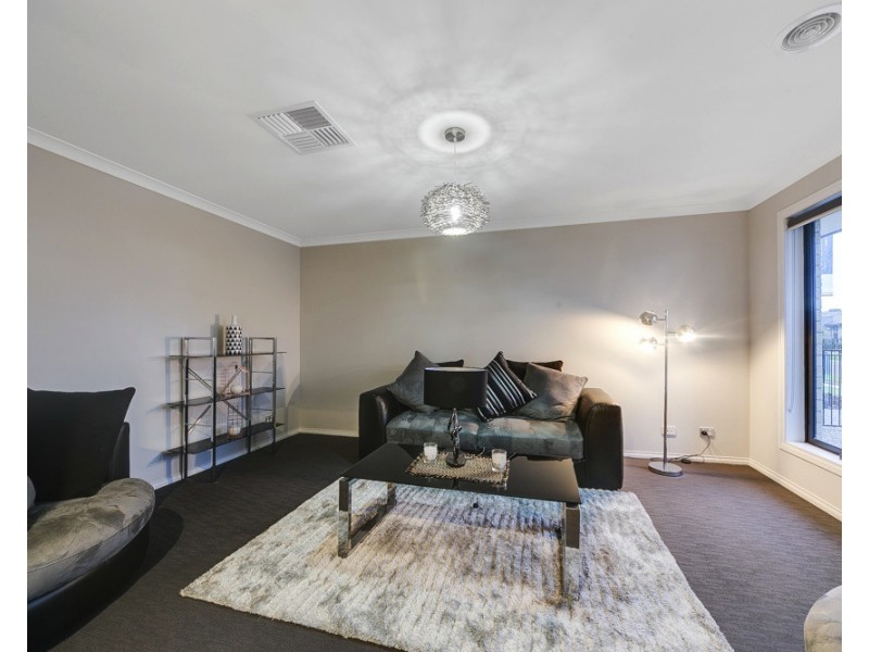 LOT 121 COUGAR CRESCENT, Clyde North VIC 3978