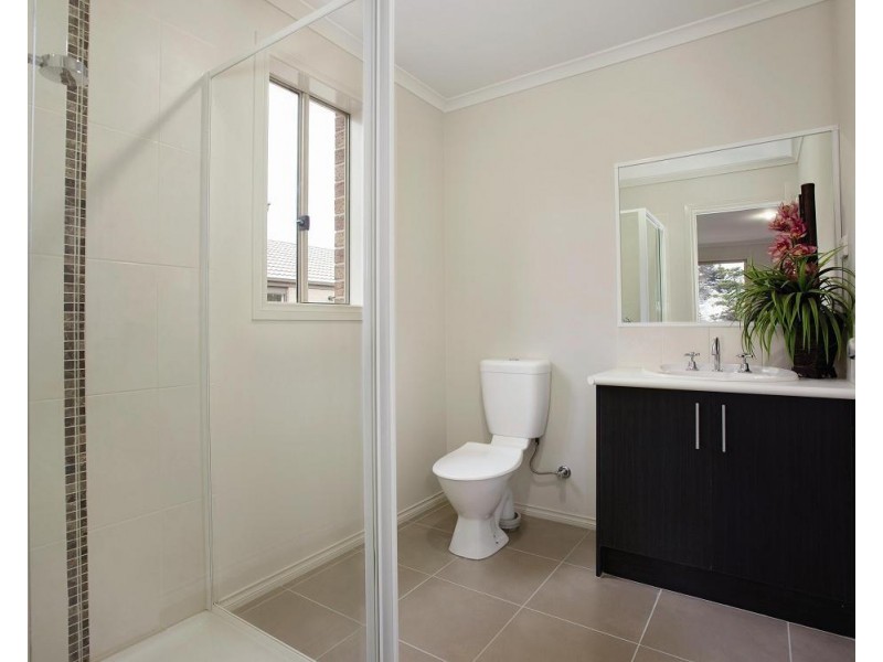 LOT 548 EAST ROAD, Cranbourne East VIC 3977