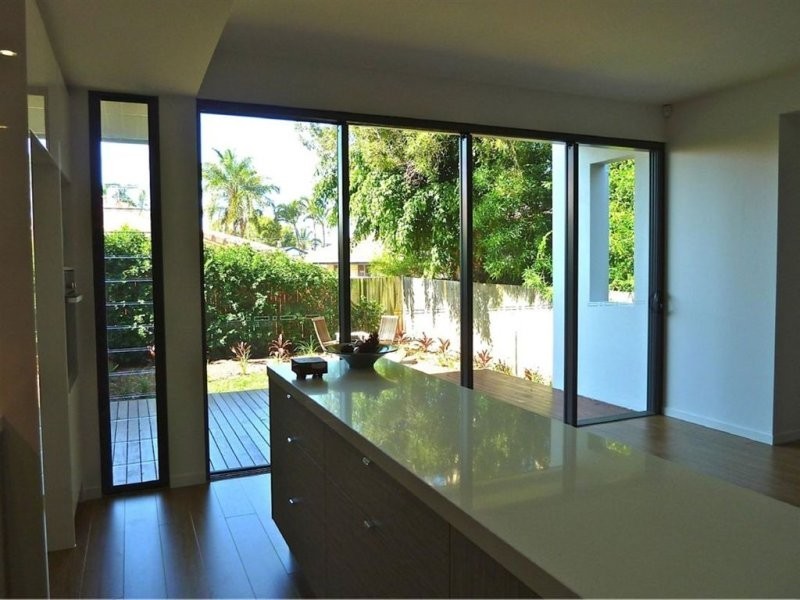 25B Muscovey Avenue, Paradise Point QLD 4216