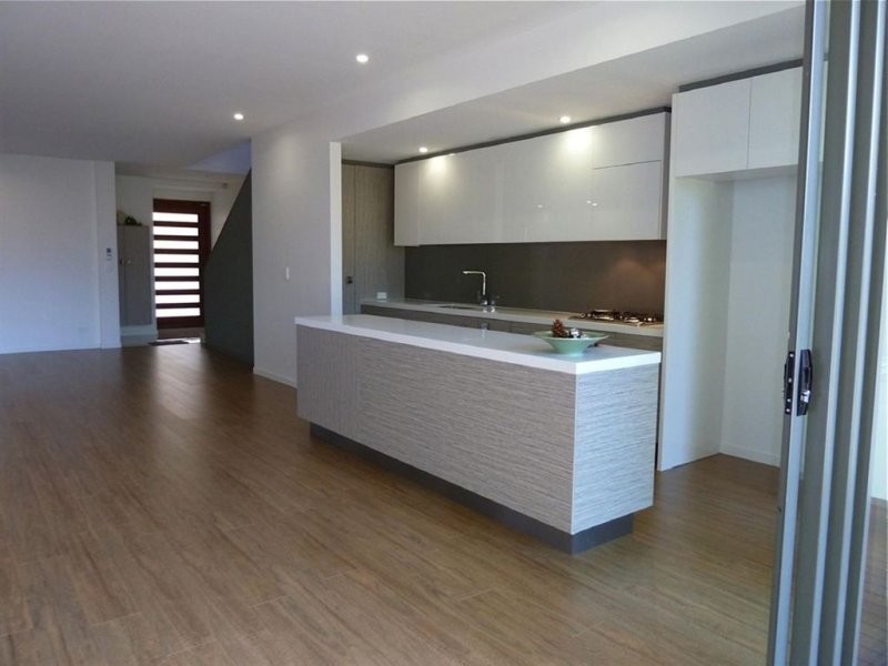 25B Muscovey Avenue, Paradise Point QLD 4216
