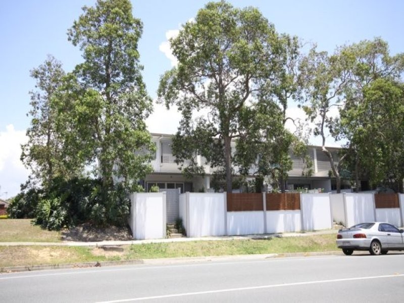 7/430 Pine Ridge Road, Runaway Bay QLD 4216