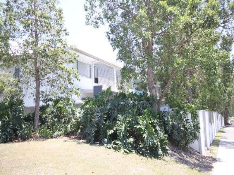 7/430 Pine Ridge Road, Runaway Bay QLD 4216