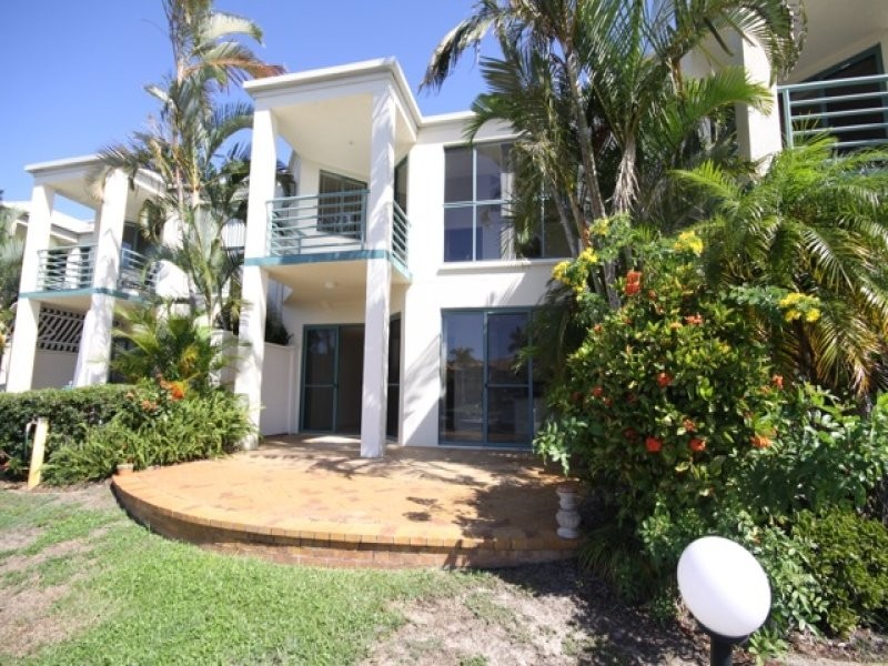 Villa 29/3 Lee Road, Runaway Bay QLD 4216