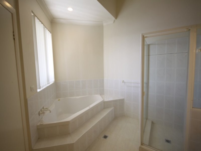 Villa 29/3 Lee Road, Runaway Bay QLD 4216