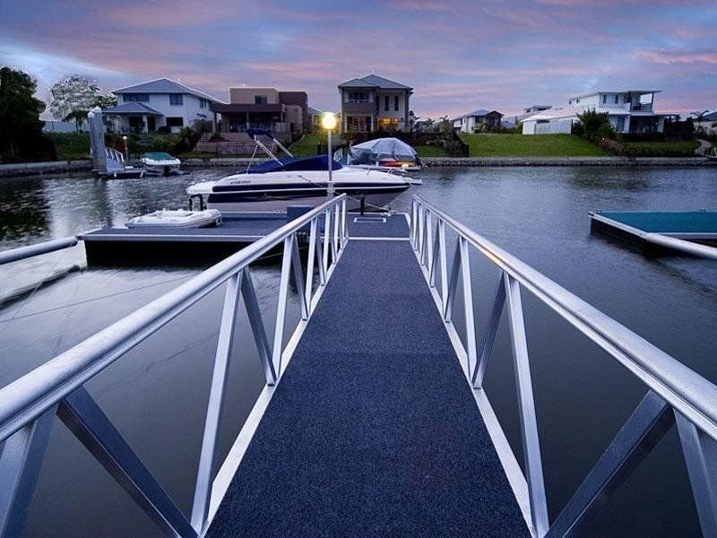 59 Coomera Court, Helensvale QLD 4212