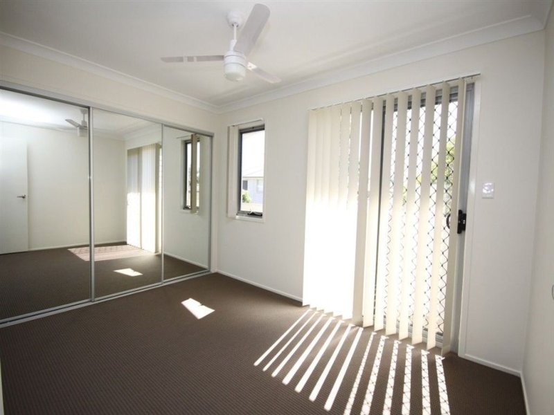 1/50 Bellagio Crescent, Coomera QLD 4209