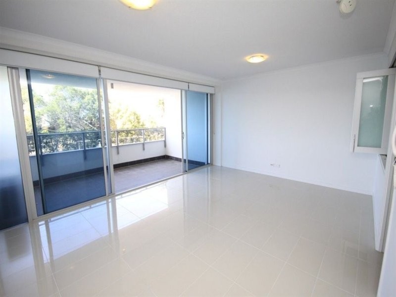 108/33-35 Madang Crescent, Runaway Bay QLD 4216