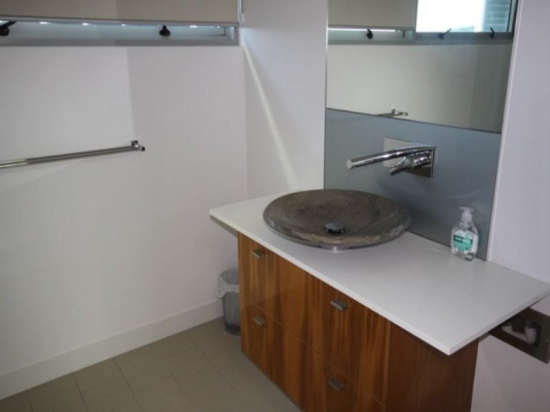 Paradise Point QLD 4216