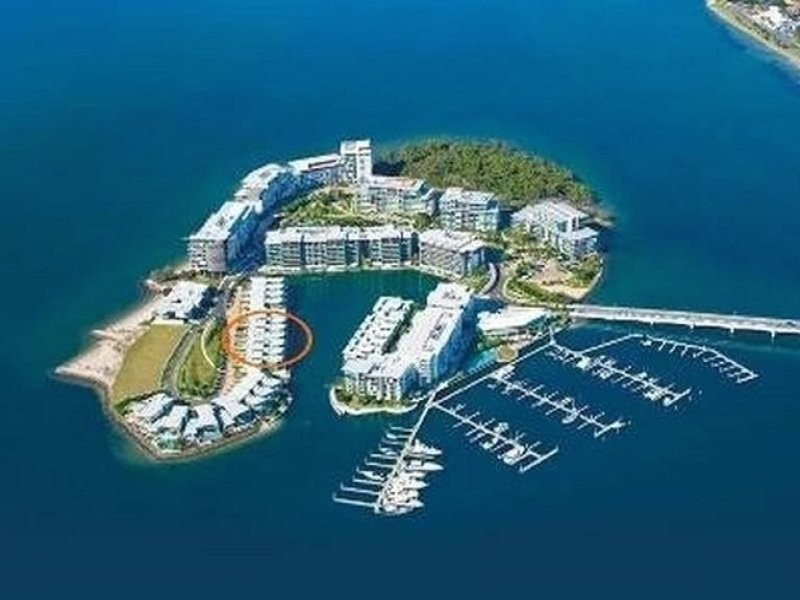 Paradise Point QLD 4216