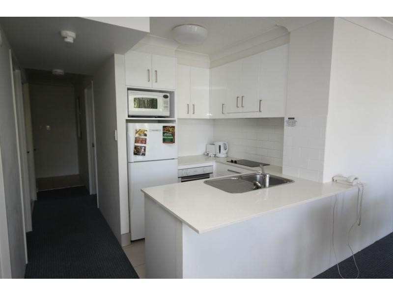 2A/510 Marine Parade, Biggera Waters QLD 4216