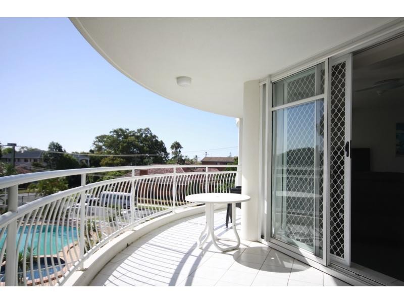 2A/510 Marine Parade, Biggera Waters QLD 4216