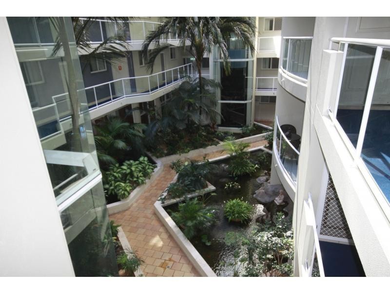 2A/510 Marine Parade, Biggera Waters QLD 4216