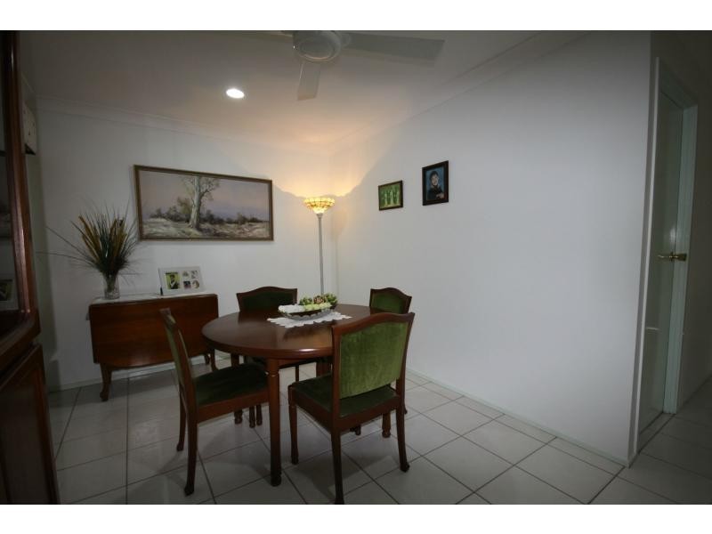 1/9 Sanctuary Court, Coombabah QLD 4216