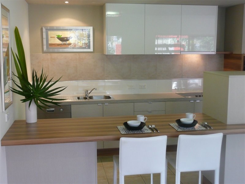 1/45 Robert Street, Labrador QLD 4215