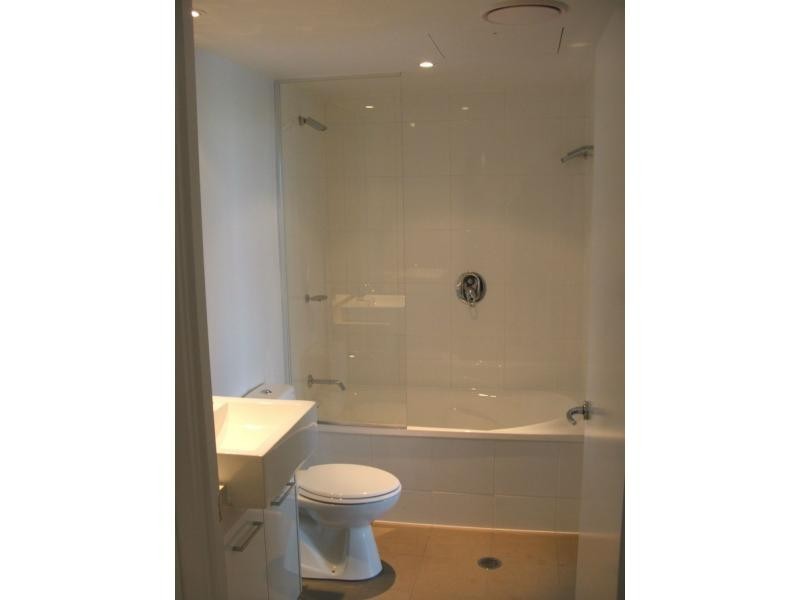 309/33-37 Madang Crescent, Runaway Bay QLD 4216