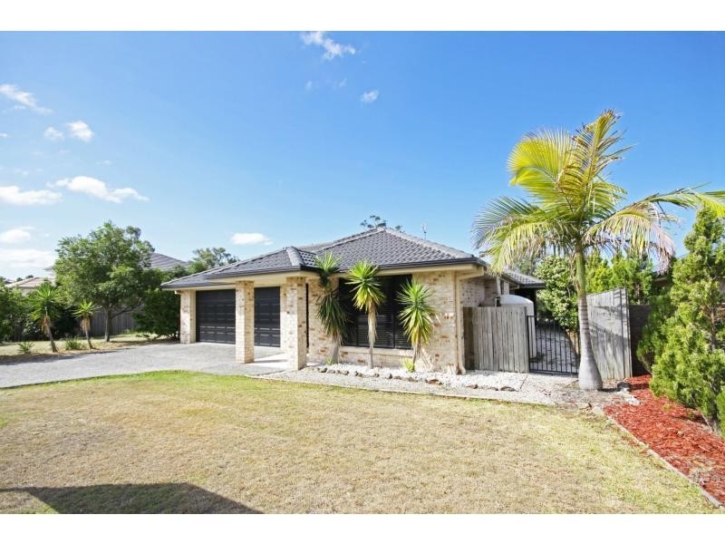 L72 Codrington Circuit, Pacific Pines QLD 4211
