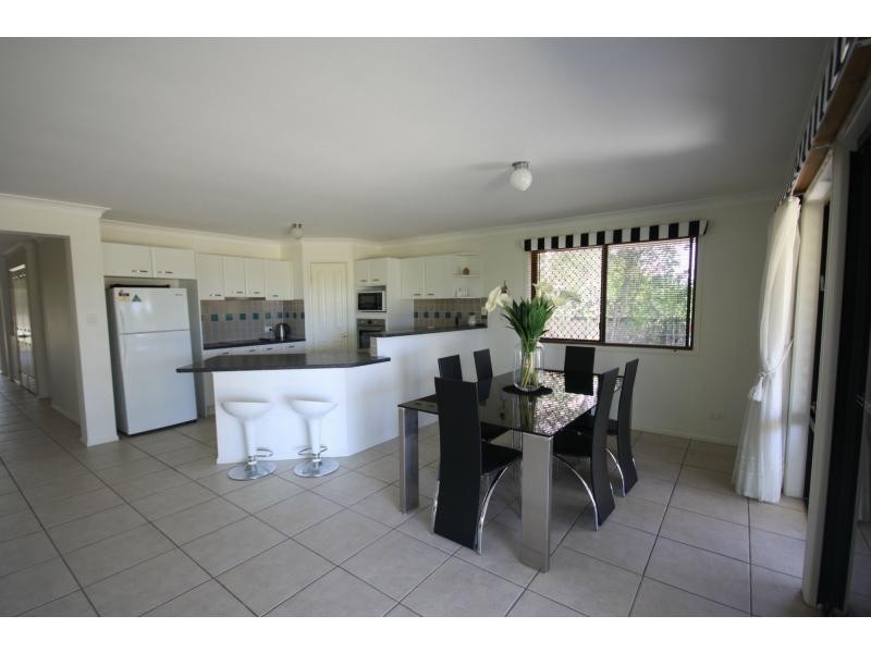 L72 Codrington Circuit, Pacific Pines QLD 4211