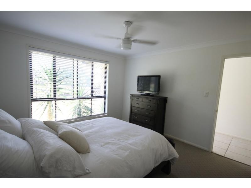 L72 Codrington Circuit, Pacific Pines QLD 4211