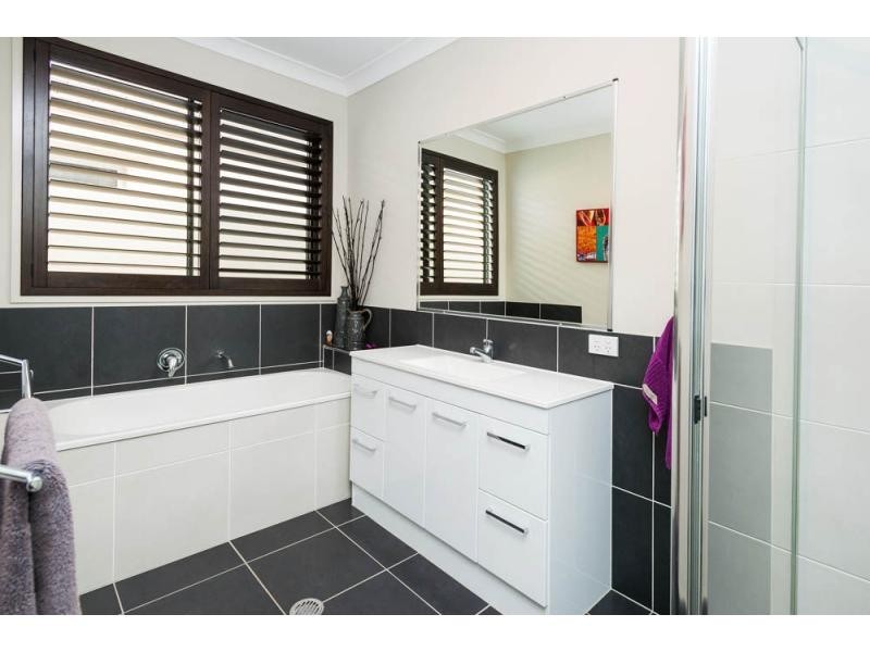34 South Quay Drive, Biggera Waters QLD 4216