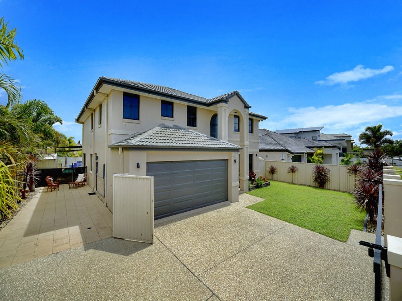 49 Costa Del Sol Avenue, Coombabah QLD 4216