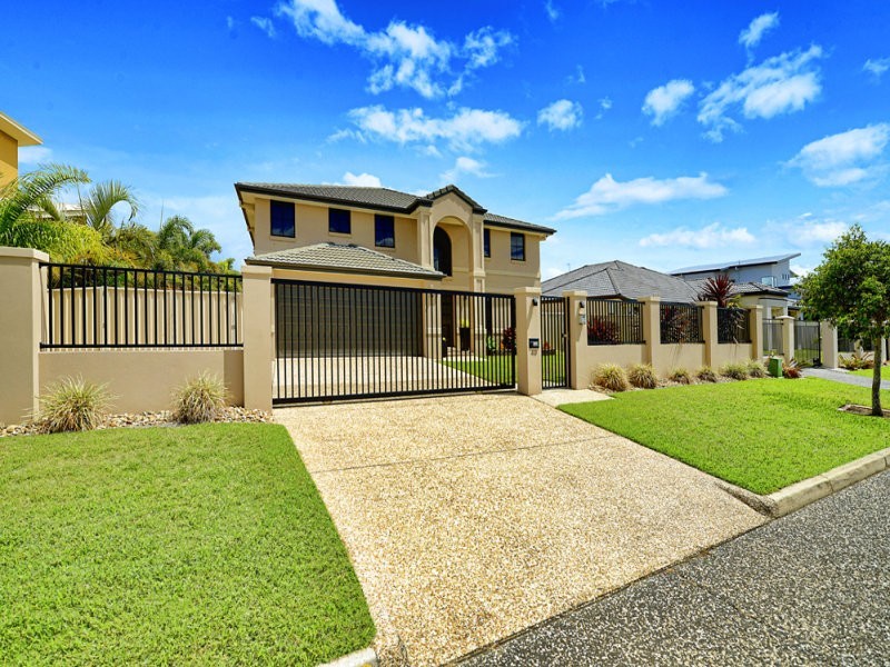 49 Costa Del Sol Avenue, Coombabah QLD 4216