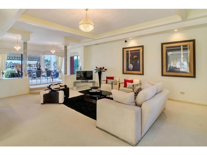 64 Pebble Beach Drive, Runaway Bay QLD 4216