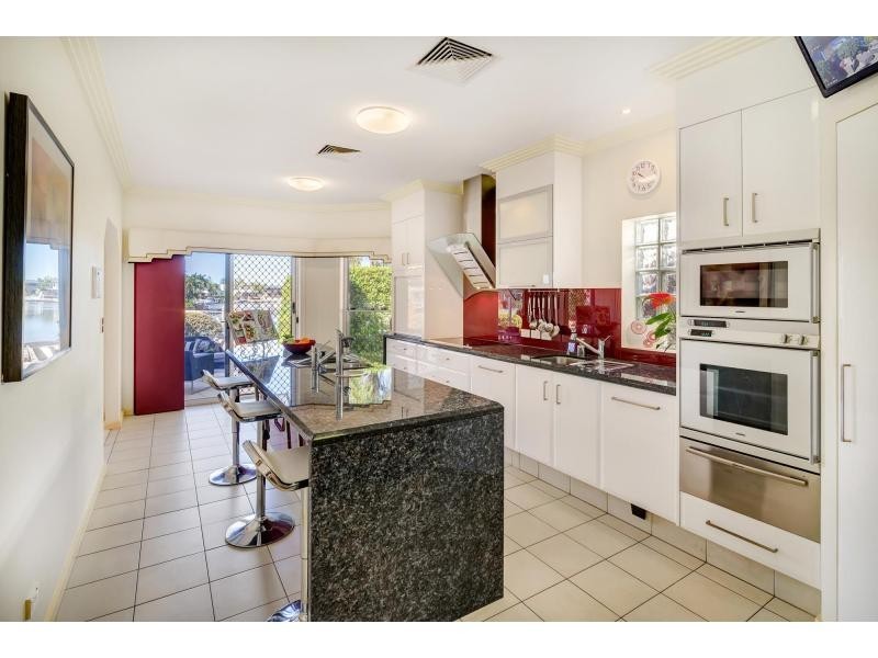 64 Pebble Beach Drive, Runaway Bay QLD 4216