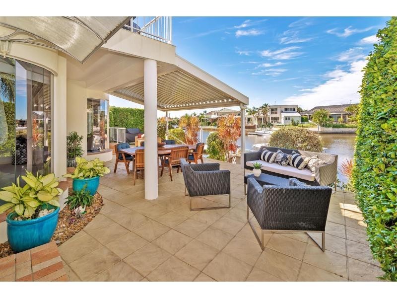 64 Pebble Beach Drive, Runaway Bay QLD 4216