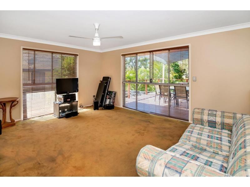 32 Tristania Way, Highland Park QLD 4211