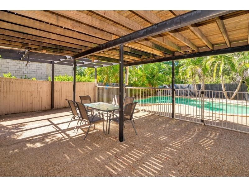 32 Tristania Way, Highland Park QLD 4211