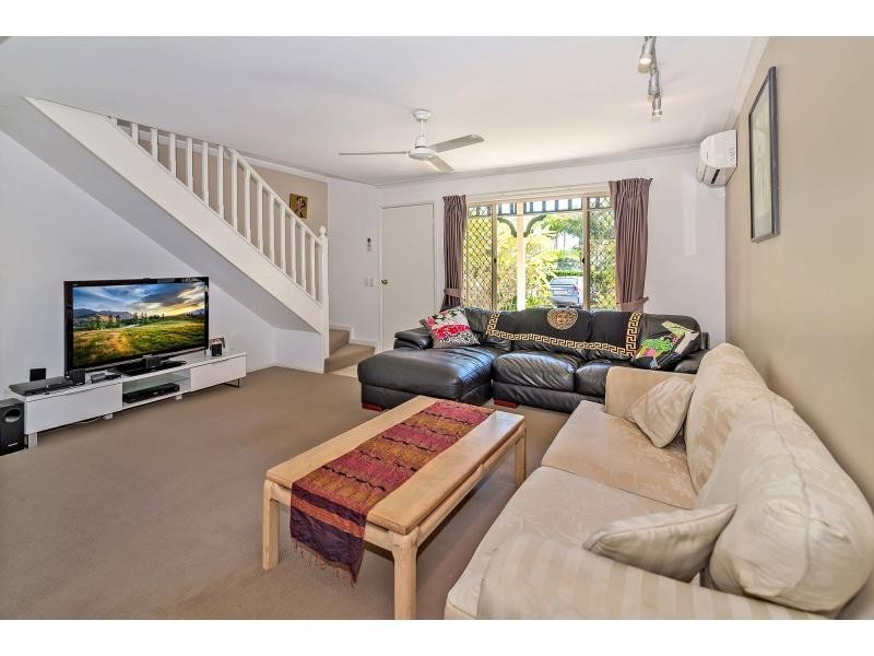 9/402 Pine Ridge Road, Coombabah QLD 4216
