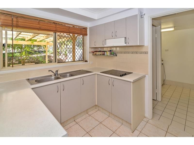 9/402 Pine Ridge Road, Coombabah QLD 4216