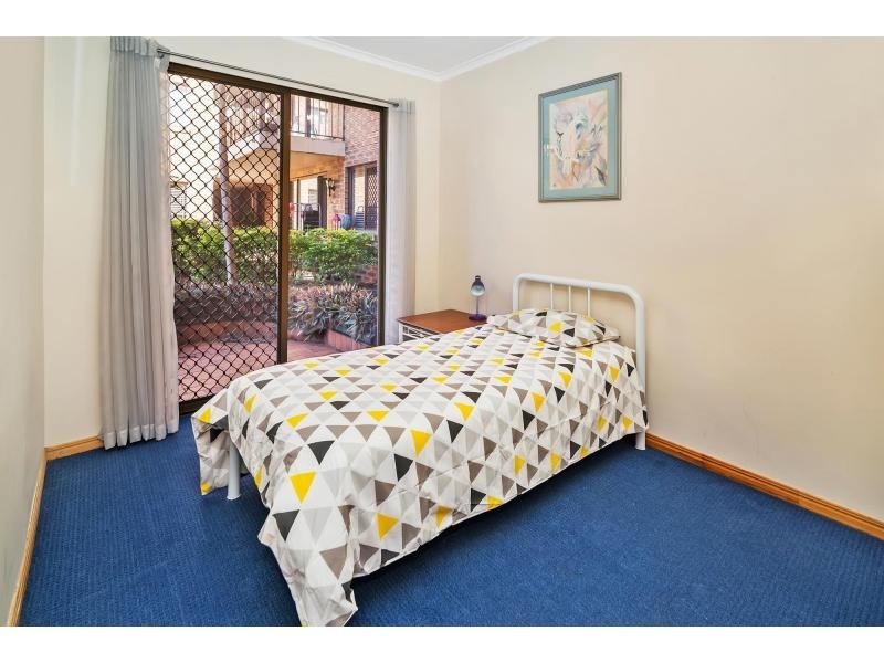 13/490 Marine Parade, Biggera Waters QLD 4216