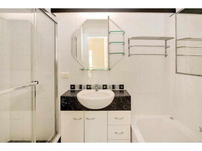 7/67-75 Brown Street, Labrador QLD 4215