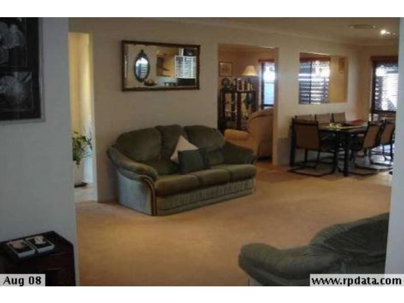 23 Glass Street, Ashmore QLD 4214