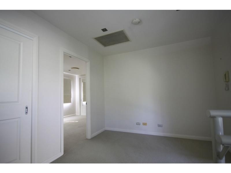 5/27 Gordon Street, Labrador QLD 4215