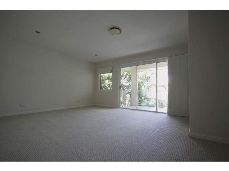 5/27 Gordon Street, Labrador QLD 4215