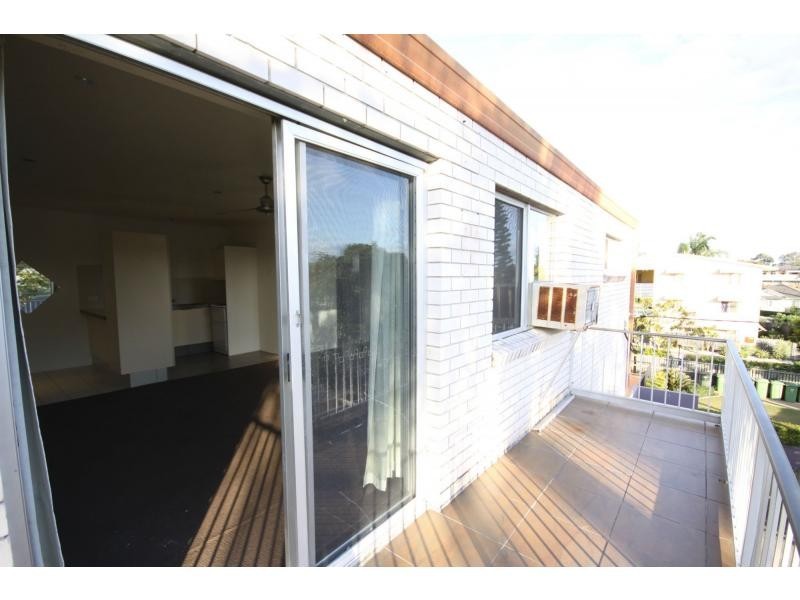 11/9 Loder Street, Biggera Waters QLD 4216