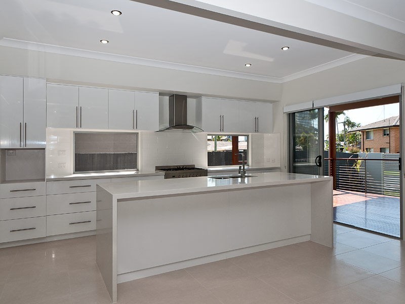 42 Stradbroke Street, Runaway Bay QLD 4216