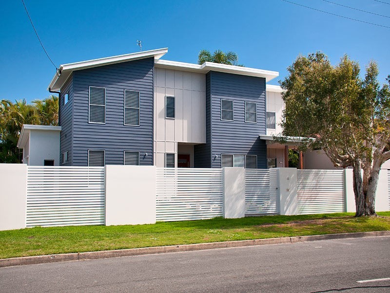 42 Stradbroke Street, Runaway Bay QLD 4216