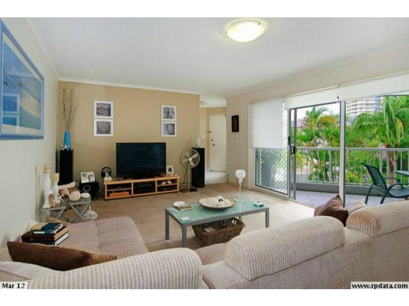 7/4 Madang Crescent, Runaway Bay QLD 4216