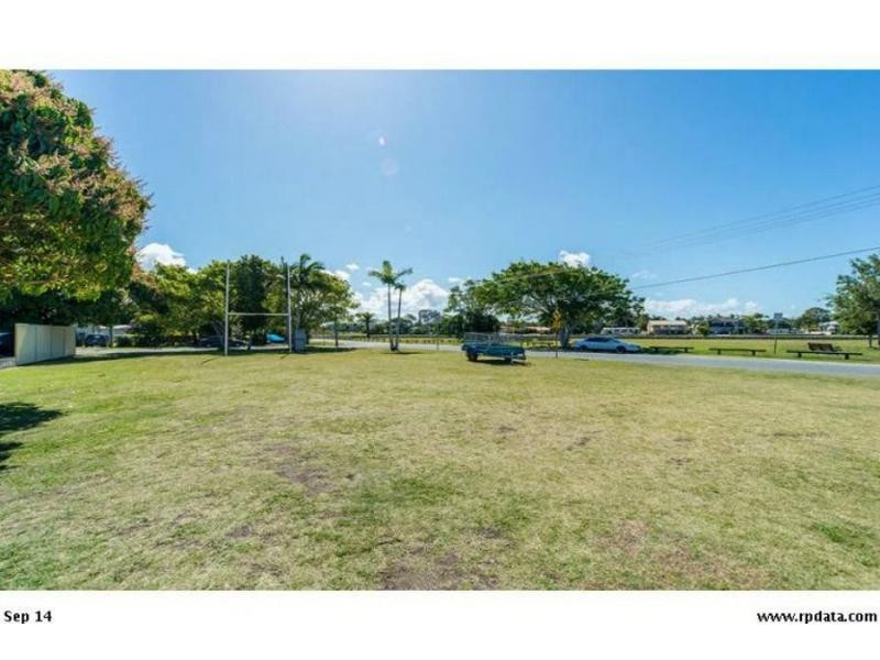 69 Coombe Avenue, Hope Island QLD 4212