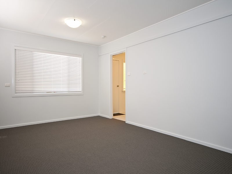 19 Broadwater Street, Runaway Bay QLD 4216