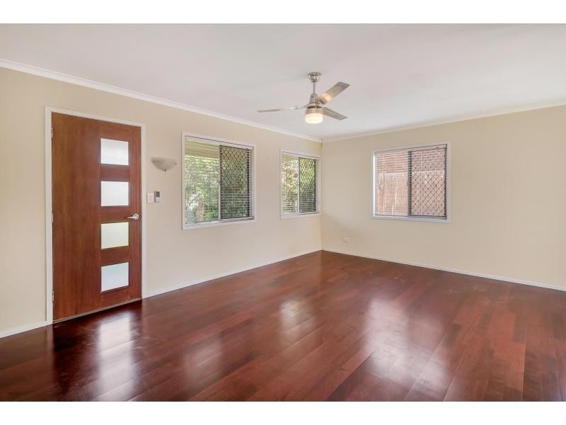 31 Jacaranda Avenue, Hollywell QLD 4216