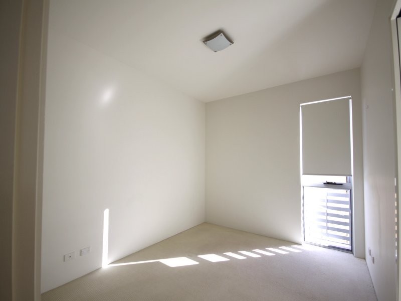 5/10 Imperial Parade, Labrador QLD 4215